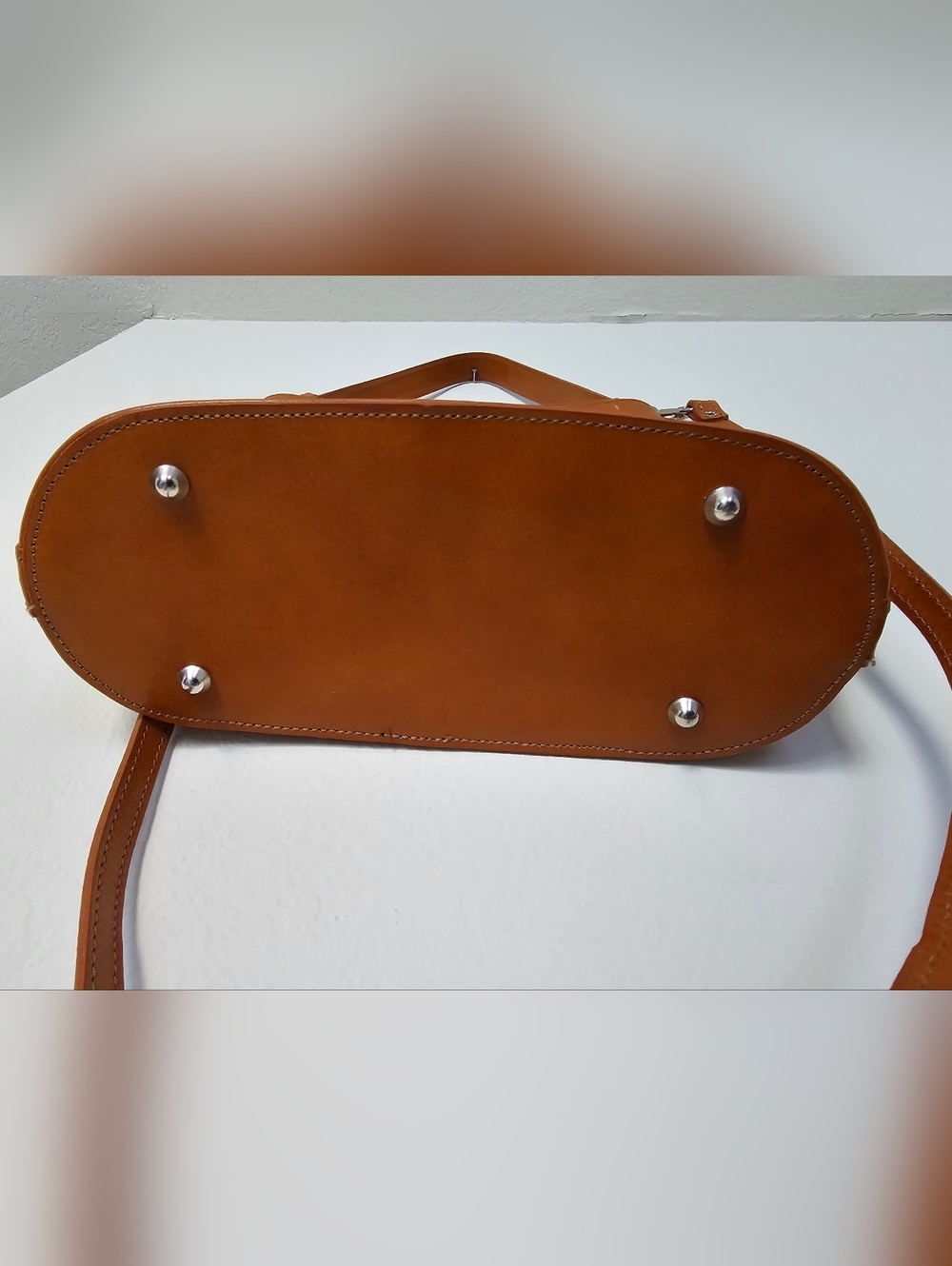 Vera Pelle Cognac Leather Hobo Bag - Picture 10 of 13